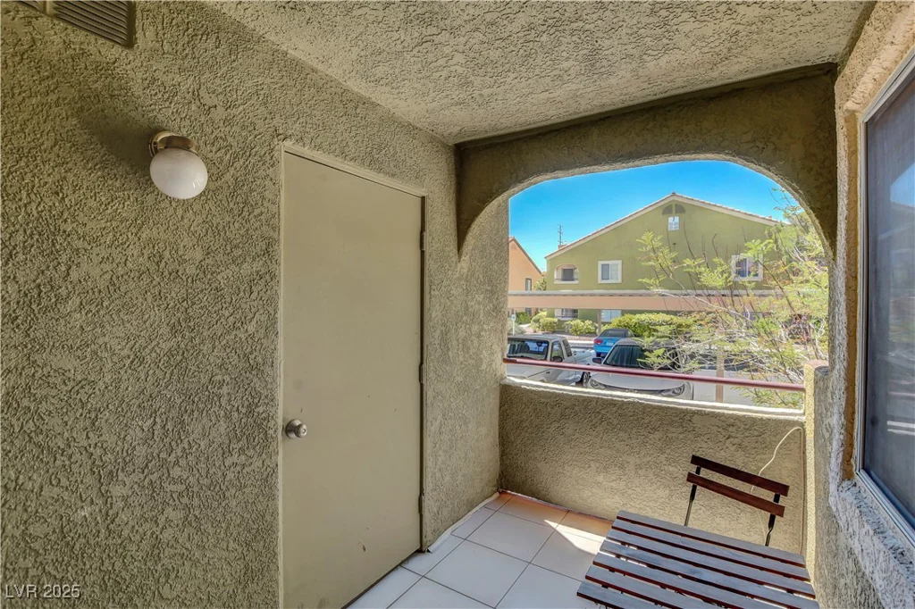 7950 Flamingo, Las Vegas, NV 89147