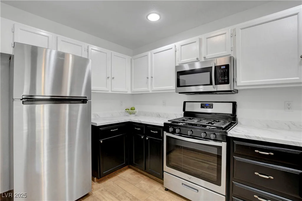 7950 Flamingo, Las Vegas, NV 89147