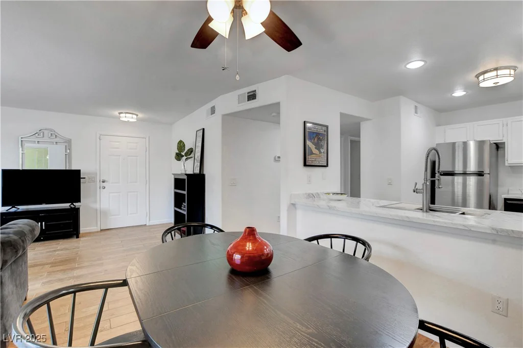 7950 Flamingo, Las Vegas, NV 89147