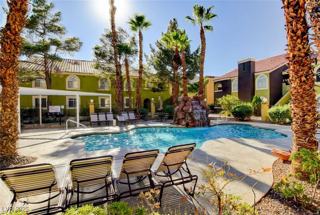 7950 Flamingo, Las Vegas, NV 89147