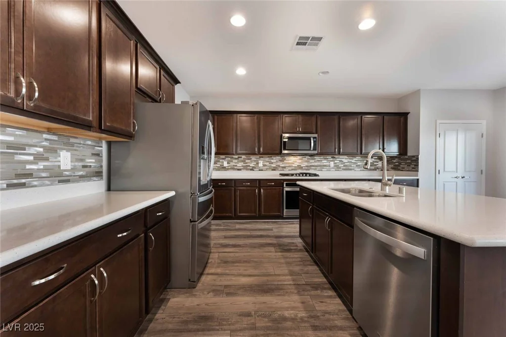 9850 Poplar Point, Las Vegas, NV 89178