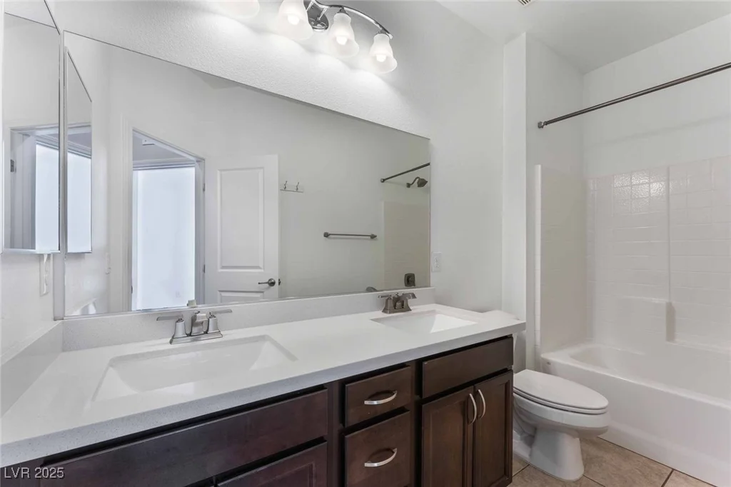 9850 Poplar Point, Las Vegas, NV 89178