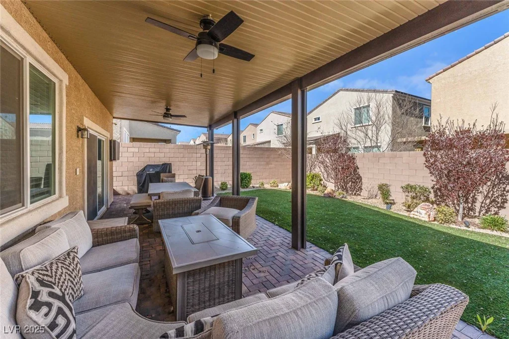 9850 Poplar Point, Las Vegas, NV 89178