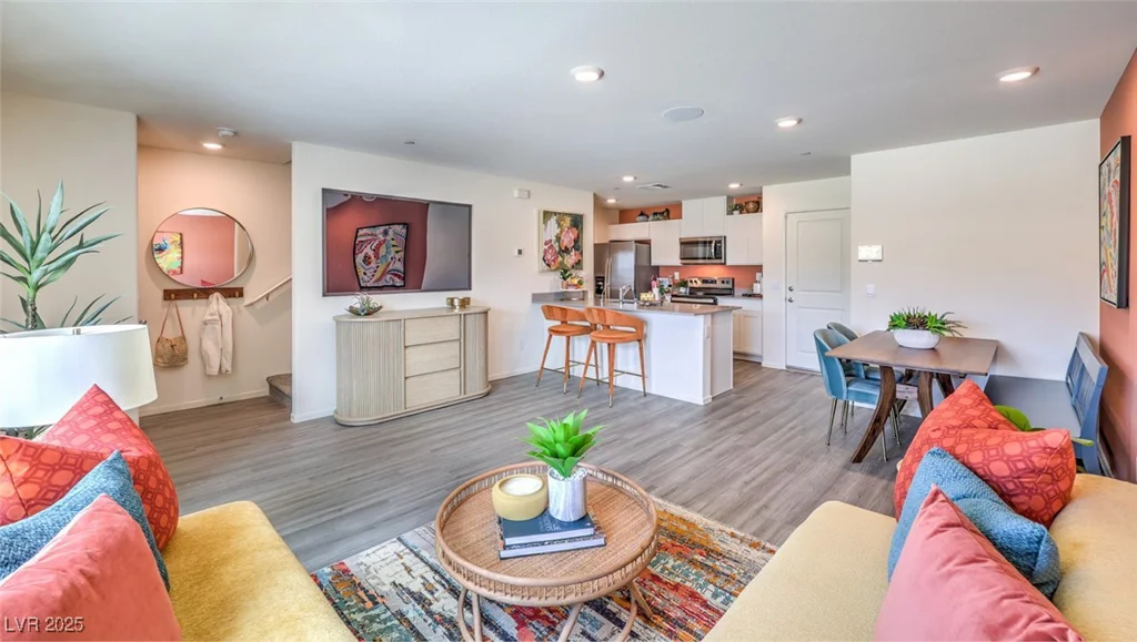 7367 Axel Creek, North Las Vegas, NV 89084