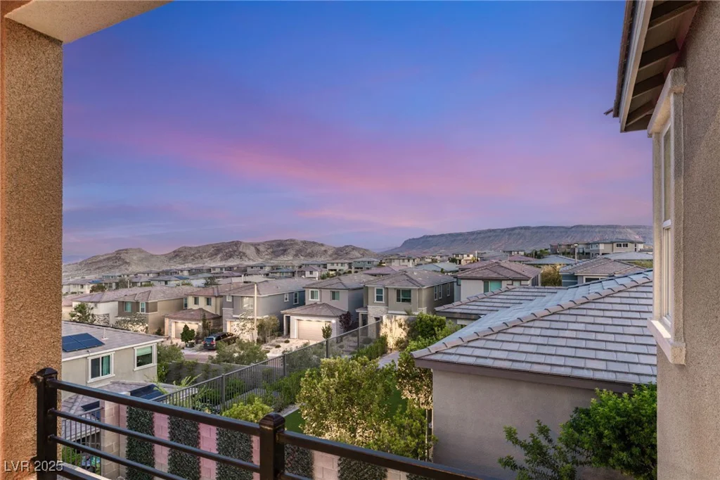 390 Coastal Redwood, Las Vegas, NV 89138