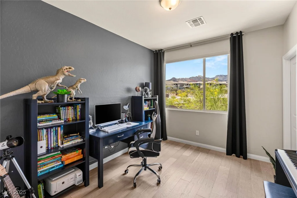 390 Coastal Redwood, Las Vegas, NV 89138
