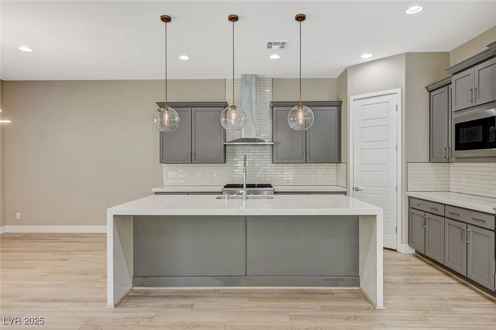 6433 Farness, Las Vegas, NV 89135