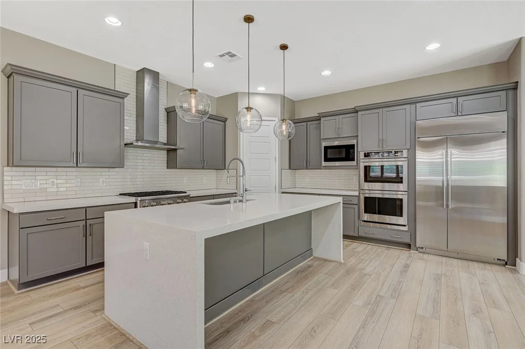 6433 Farness, Las Vegas, NV 89135