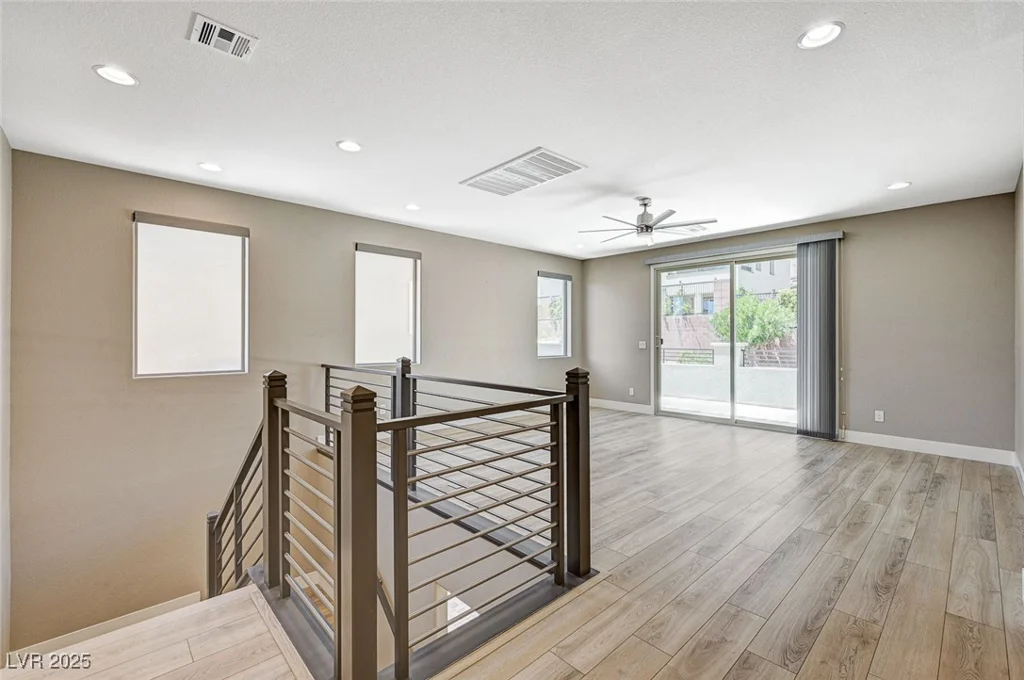 6433 Farness, Las Vegas, NV 89135