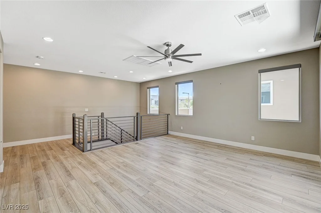6433 Farness, Las Vegas, NV 89135