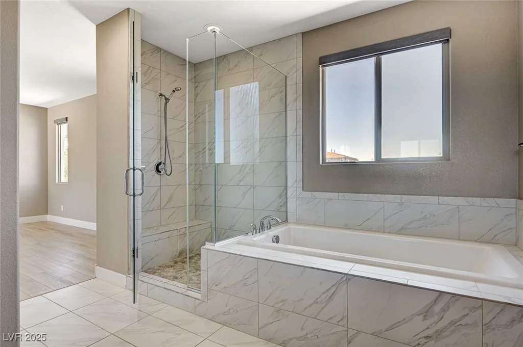 6433 Farness, Las Vegas, NV 89135