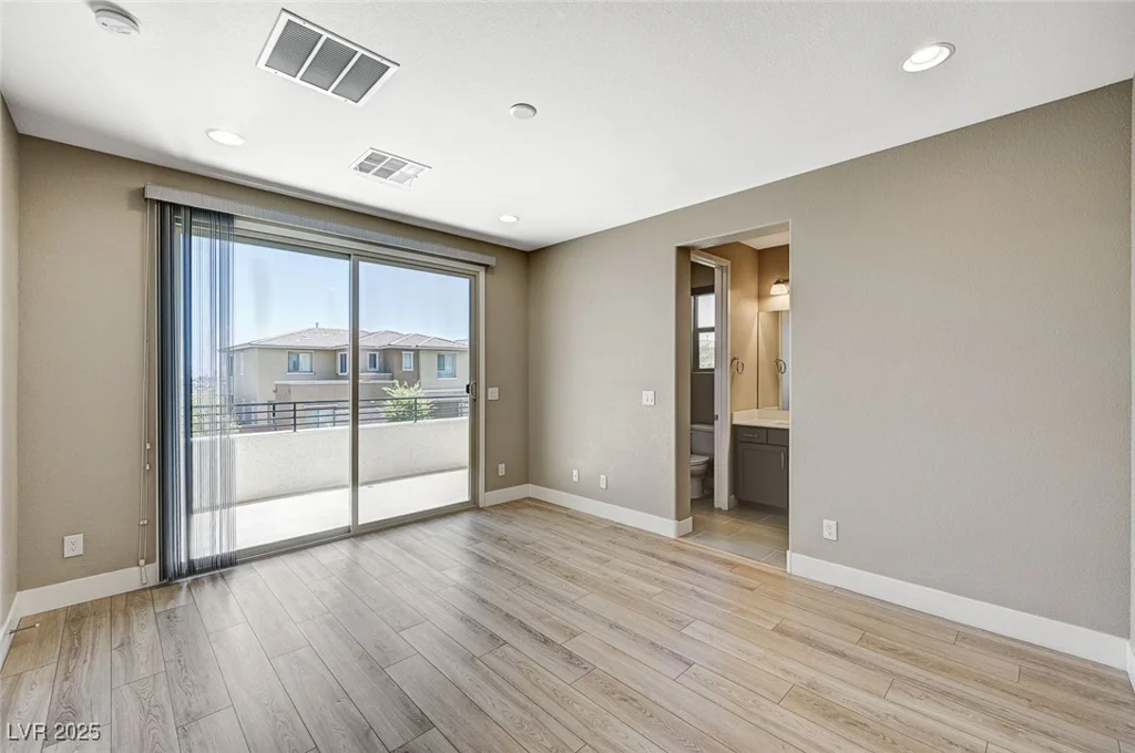 6433 Farness, Las Vegas, NV 89135