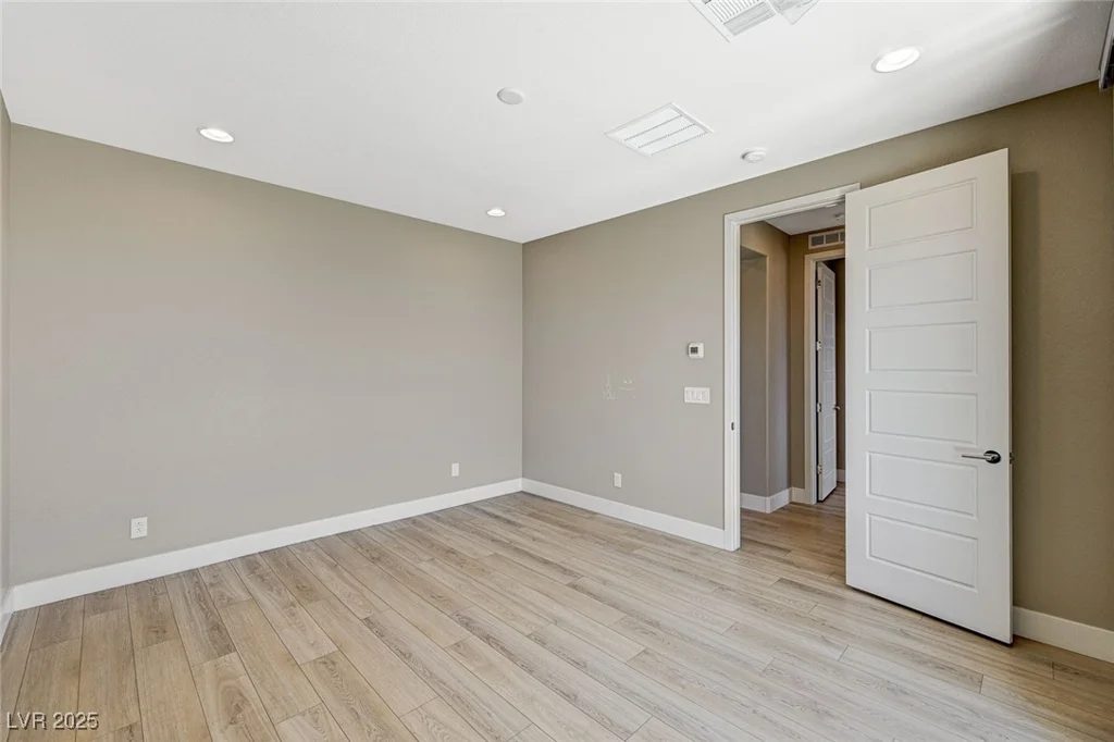 6433 Farness, Las Vegas, NV 89135