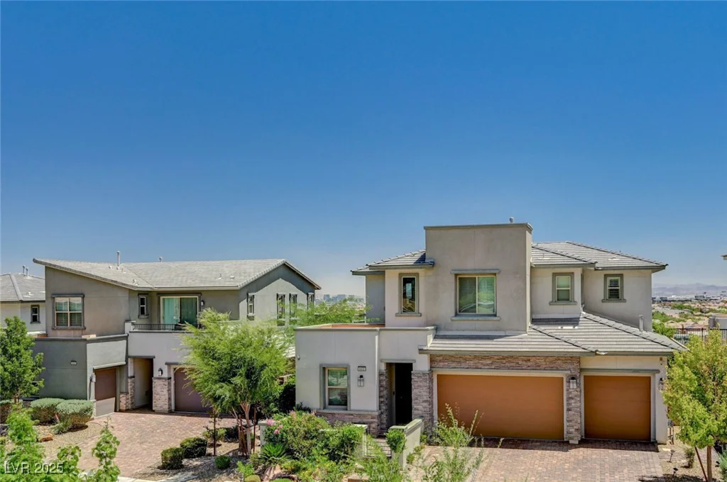 6433 Farness, Las Vegas, NV 89135