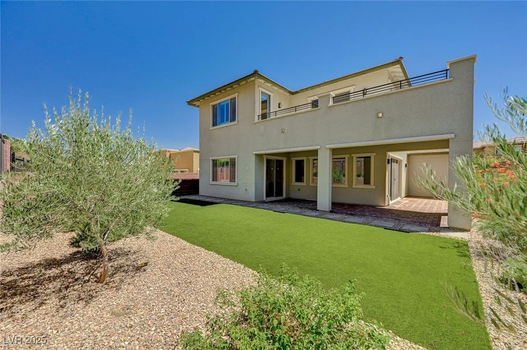 6433 Farness, Las Vegas, NV 89135