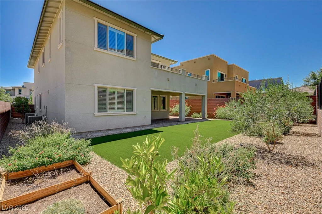 6433 Farness, Las Vegas, NV 89135