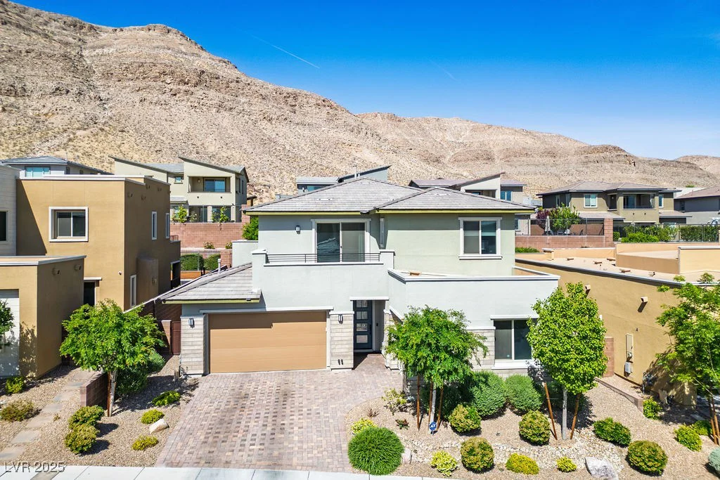 6433 Farness, Las Vegas, NV 89135