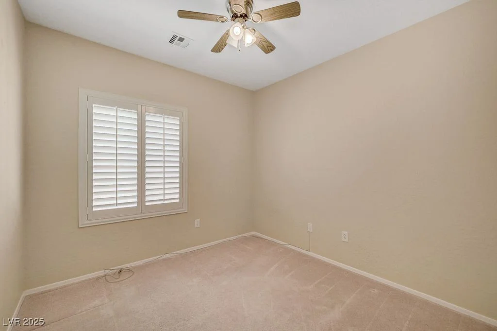 7916 Lyrebird, North Las Vegas, NV 89084