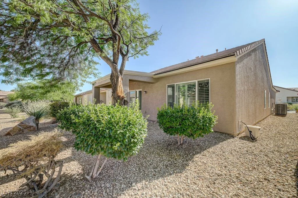 7916 Lyrebird, North Las Vegas, NV 89084