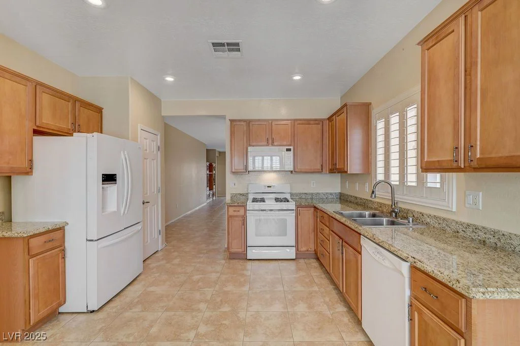 7916 Lyrebird, North Las Vegas, NV 89084