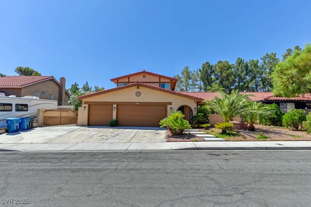 8729 Pesaro, Las Vegas, NV 89117