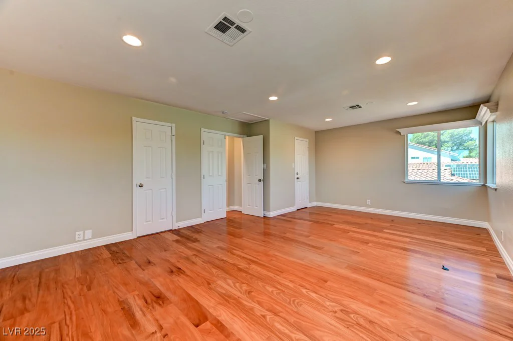 8729 Pesaro, Las Vegas, NV 89117