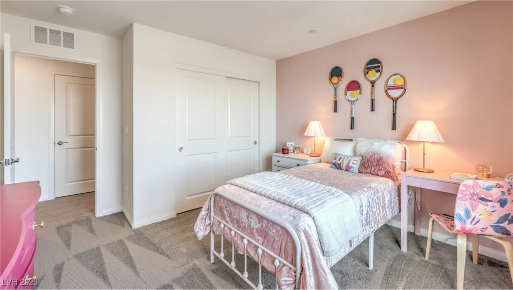 555 Ruby Robin, Henderson, NV 89011