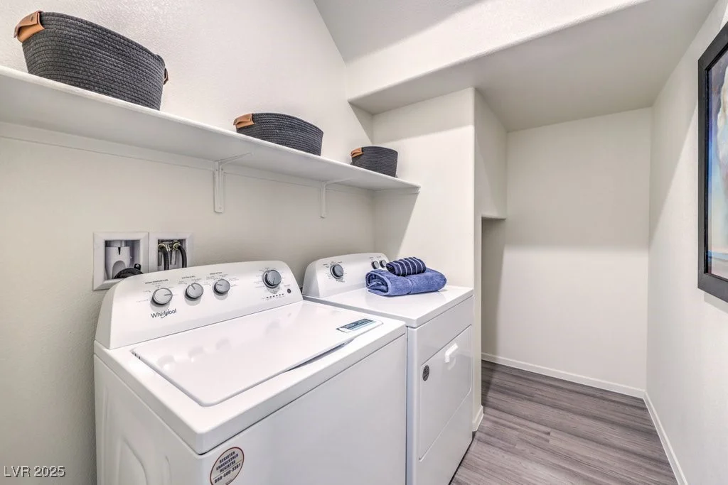 7965 Aurora Sky, North Las Vegas, NV 89084