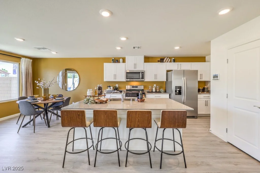 5702 Sunset Sedona, North Las Vegas, NV 89081