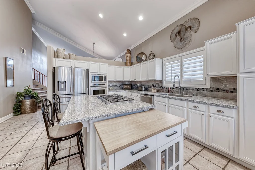 511 Beaconwood, Henderson, NV 89052