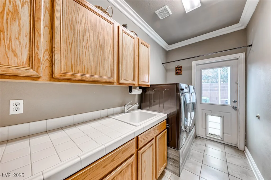 511 Beaconwood, Henderson, NV 89052