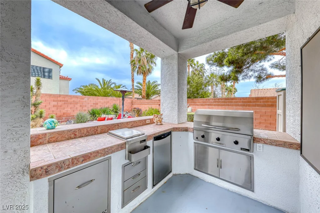 511 Beaconwood, Henderson, NV 89052