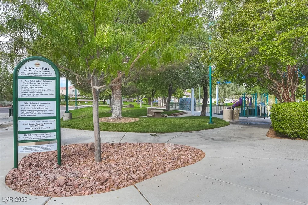 511 Beaconwood, Henderson, NV 89052