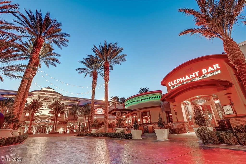 511 Beaconwood, Henderson, NV 89052