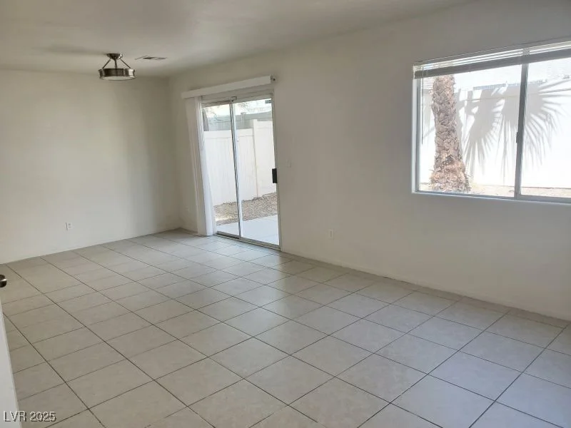 4356 Pittsfield, Las Vegas, NV 89115