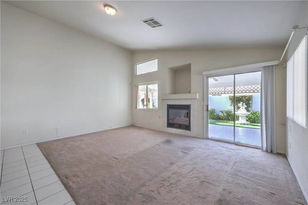 5425 Thomaston, Las Vegas, NV 89122