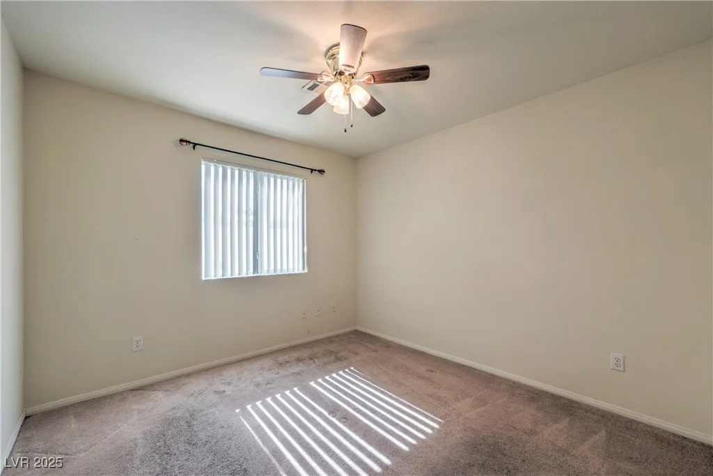 5425 Thomaston, Las Vegas, NV 89122