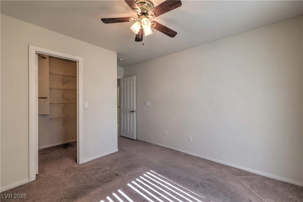 5425 Thomaston, Las Vegas, NV 89122