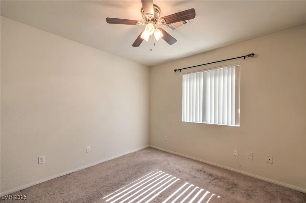 5425 Thomaston, Las Vegas, NV 89122