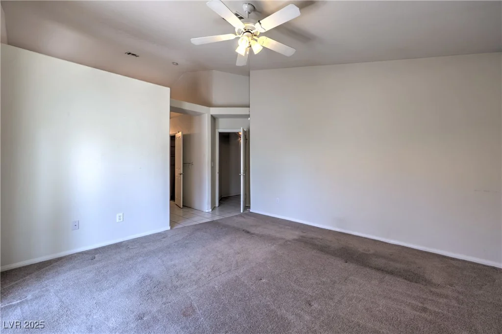 5425 Thomaston, Las Vegas, NV 89122