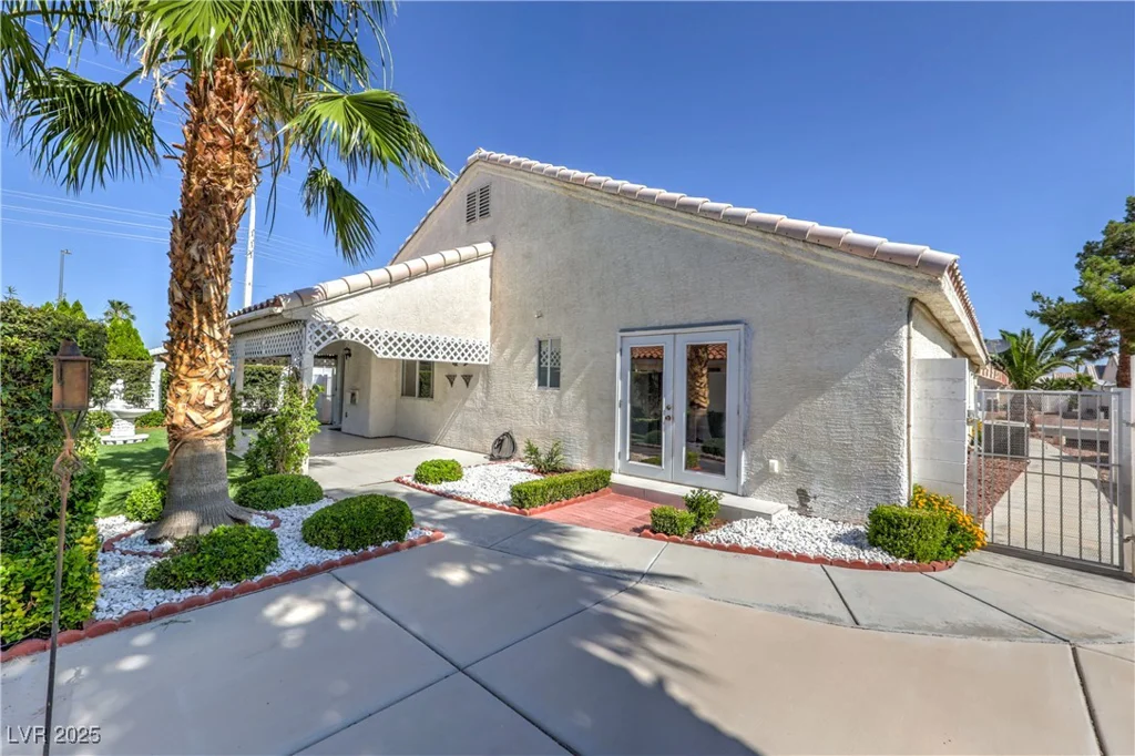5425 Thomaston, Las Vegas, NV 89122