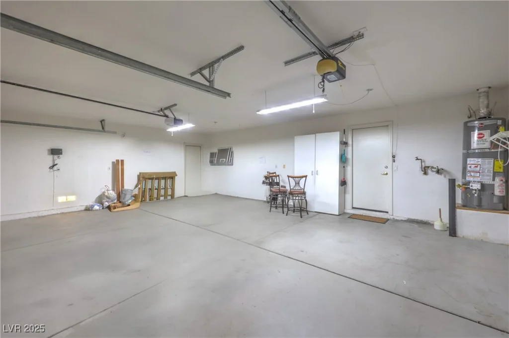 5425 Thomaston, Las Vegas, NV 89122