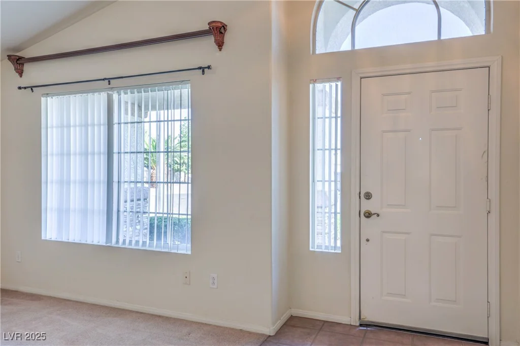 5425 Thomaston, Las Vegas, NV 89122