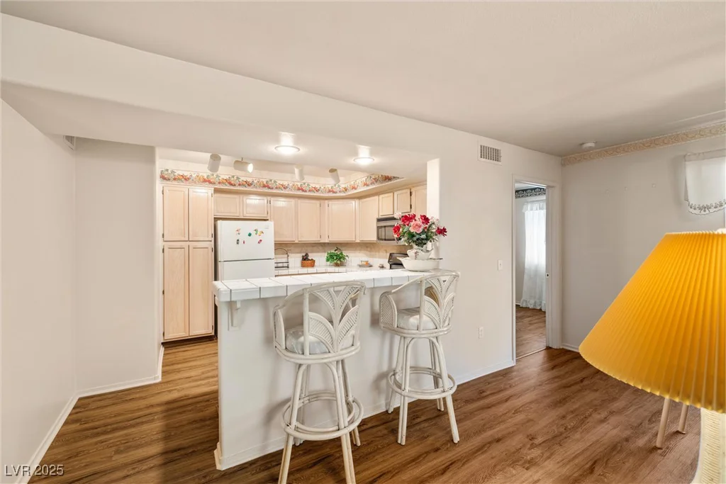 7950 Flamingo, Las Vegas, NV 89147