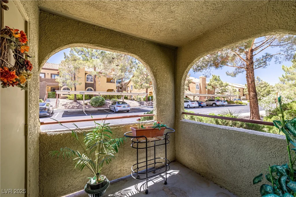 7950 Flamingo, Las Vegas, NV 89147