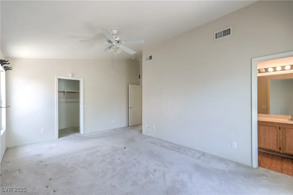 3640 Shanagolden, Las Vegas, NV 89129