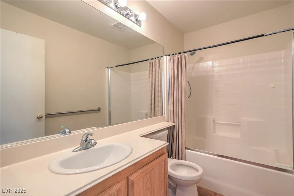 3640 Shanagolden, Las Vegas, NV 89129