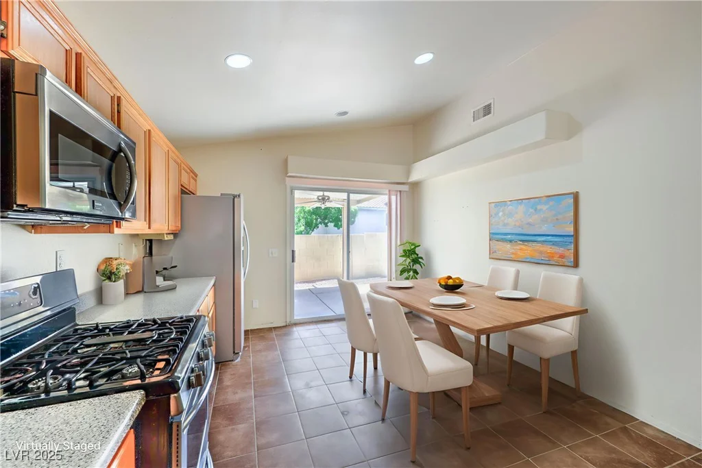 3640 Shanagolden, Las Vegas, NV 89129