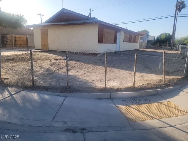 4430 Judson, Las Vegas, NV 89115