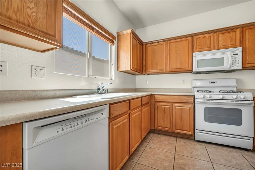 1604 Lazy Hill Ranch, North Las Vegas, NV 89081